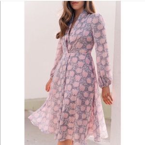 BNWT Gal Meets Glam Lizzie